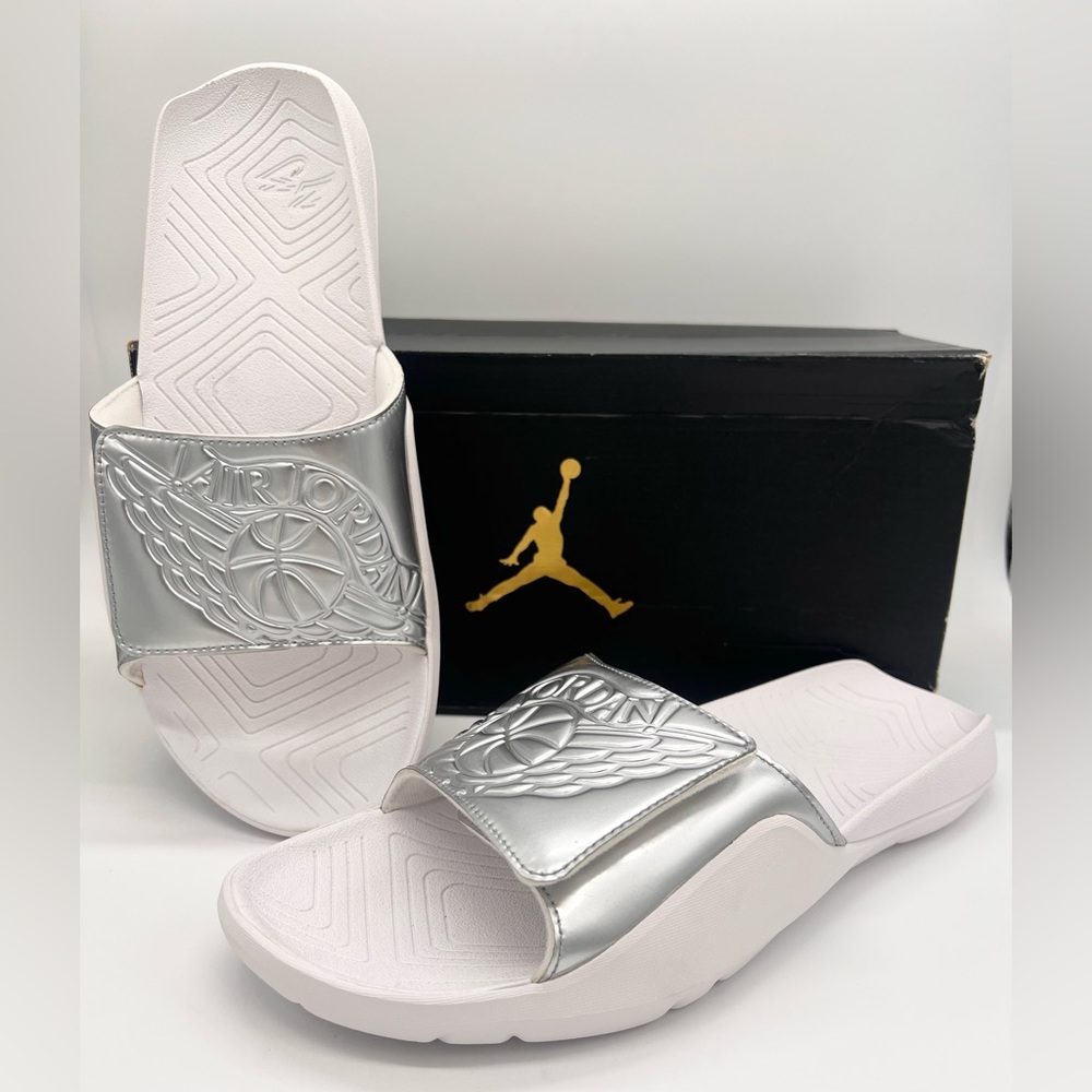 SOLD - Nike Air Jordan Hydro 7 Slide Men’s Size 12 WHITE/METALLIC SILVE